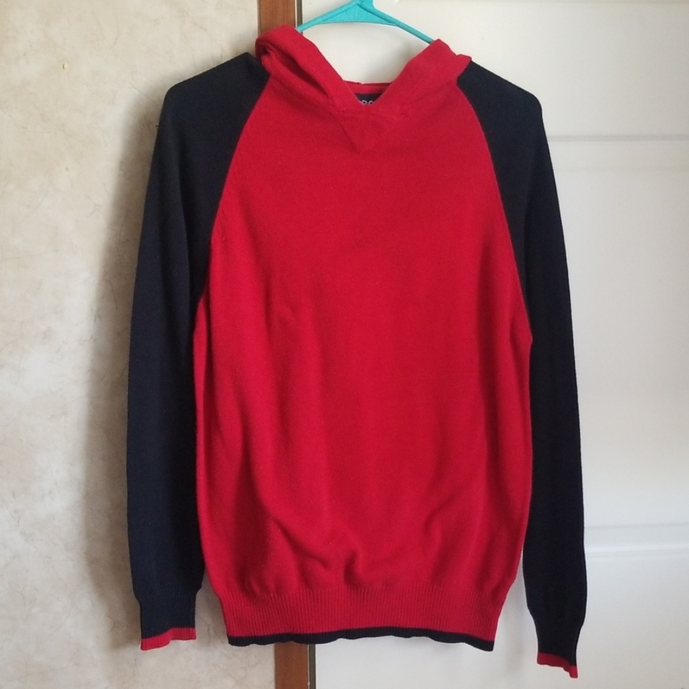 Light weight hoodie
